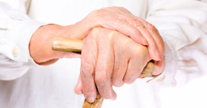 При патологии отмечается воспаление суставов пальцев рук