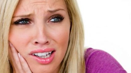 Зубная боль у женщины