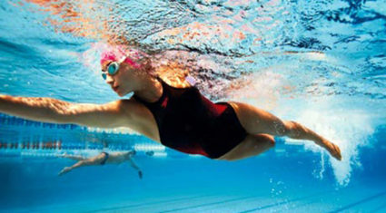 Плавание благотворно влияет на все группы мышц
