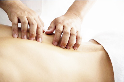 ЛФК и массаж входят в комплексное лечение при грыже