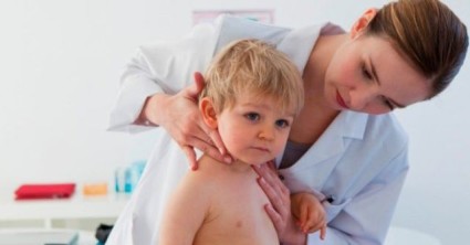 Основные проявления шейного остеохондроза у детей такие же, как и у взрослых
