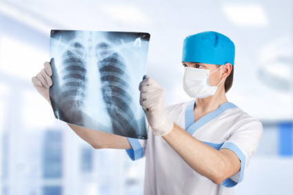 Рентгенография органов грудной клетки позволяет диагностировать опасные для здоровья и жизни состояния